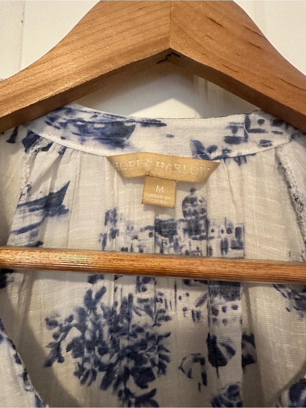 Blue Floral Linen  Ruffle Top - Picture 4 of 4